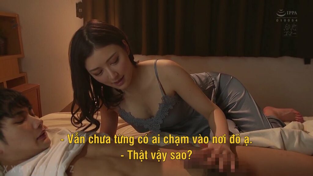 nguoi-di-nung-lon-luc-nua-dem-ga-tinh-dua-chau-trai-o-nho-nhut-nhat